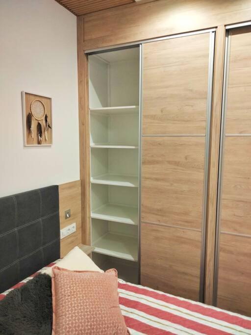 Loft La Calahorra Del Bere Con Posibilidad De Aparcamiento Pregunta Por El Pack Mas Amor Cordoba Luaran gambar