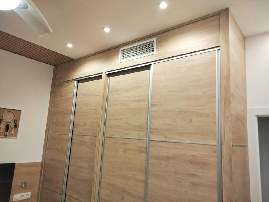 Loft La Calahorra Del Bere Con Posibilidad De Aparcamiento Pregunta Por El Pack Mas Amor Cordoba Luaran gambar