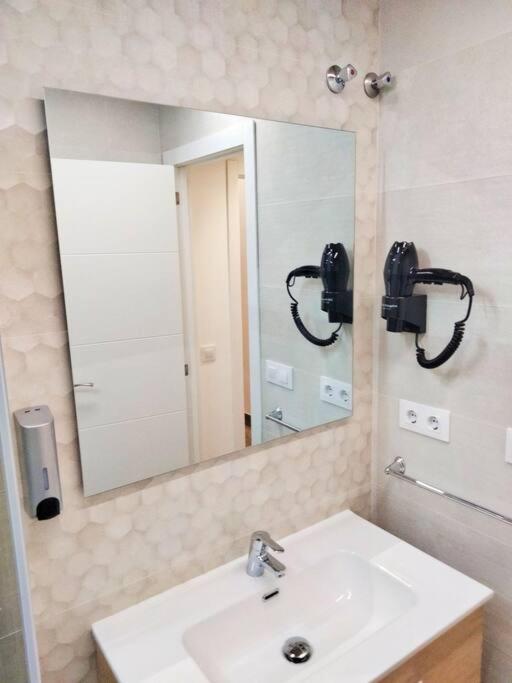 Loft La Calahorra Del Bere Con Posibilidad De Aparcamiento Pregunta Por El Pack Mas Amor Cordoba Luaran gambar