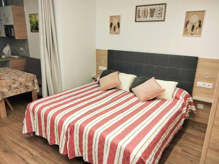 Loft La Calahorra Del Bere Con Posibilidad De Aparcamiento Pregunta Por El Pack Mas Amor Cordoba Luaran gambar